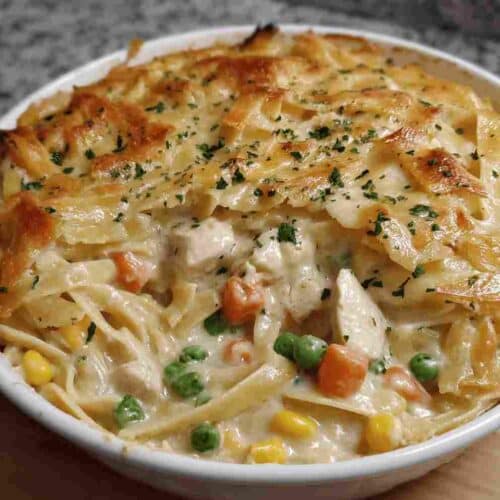 Quick Chicken Pot Pie Pasta Creamy Comfort Food in Minutes