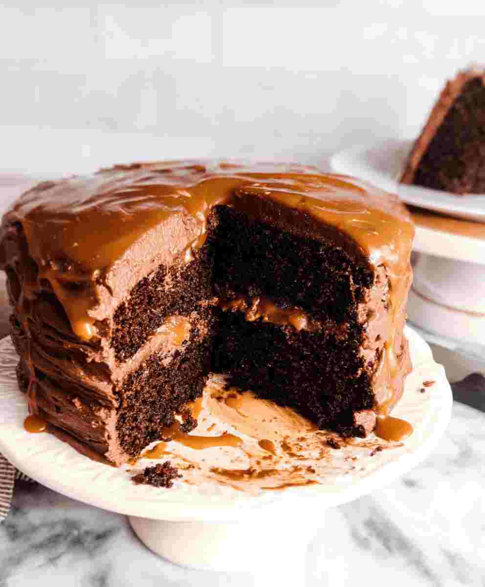Moist Chocolate Caramel Cake Easy One Bowl Dessert