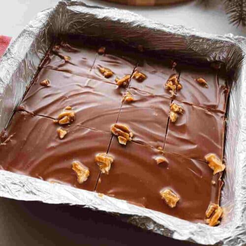 Classic Christmas Toffee – Easy Holiday Candy Recipe Everyone Loves