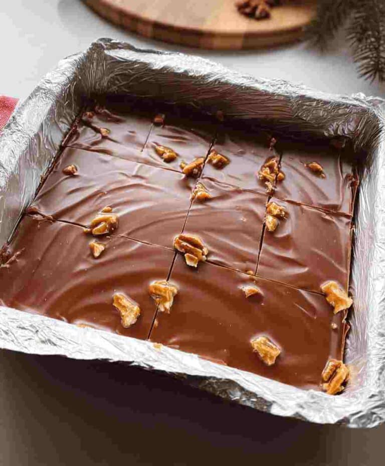 Classic Christmas Toffee – Easy Holiday Candy Recipe Everyone Loves