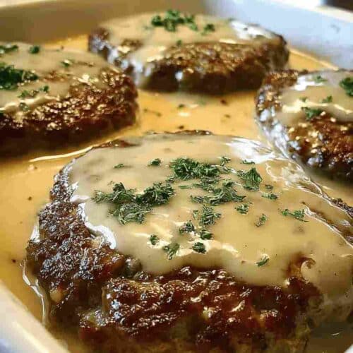 Amish Hamburger Steak Bake: Easy Dinner Recipe for Families
